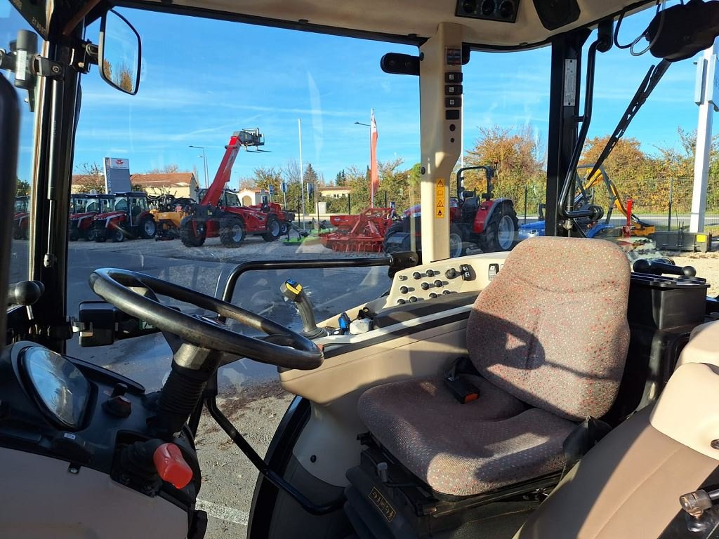 Schmalspurtraktor des Typs Massey Ferguson 3709GE EFF, Gebrauchtmaschine in NOVES (Bild 6)