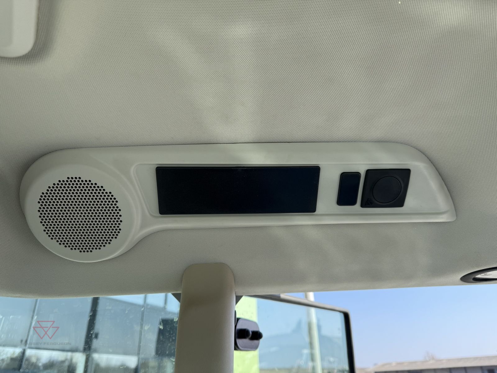 Schmalspurtraktor van het type Massey Ferguson MF 3FR.85, Vorführmaschine in Schwechat (Foto 19)