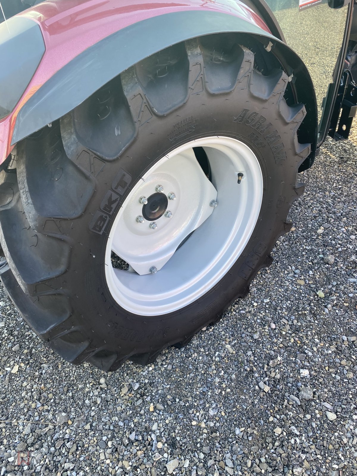 Schmalspurtraktor del tipo McCormick X3.080F, Neumaschine In Meßkirch (Immagine 4)