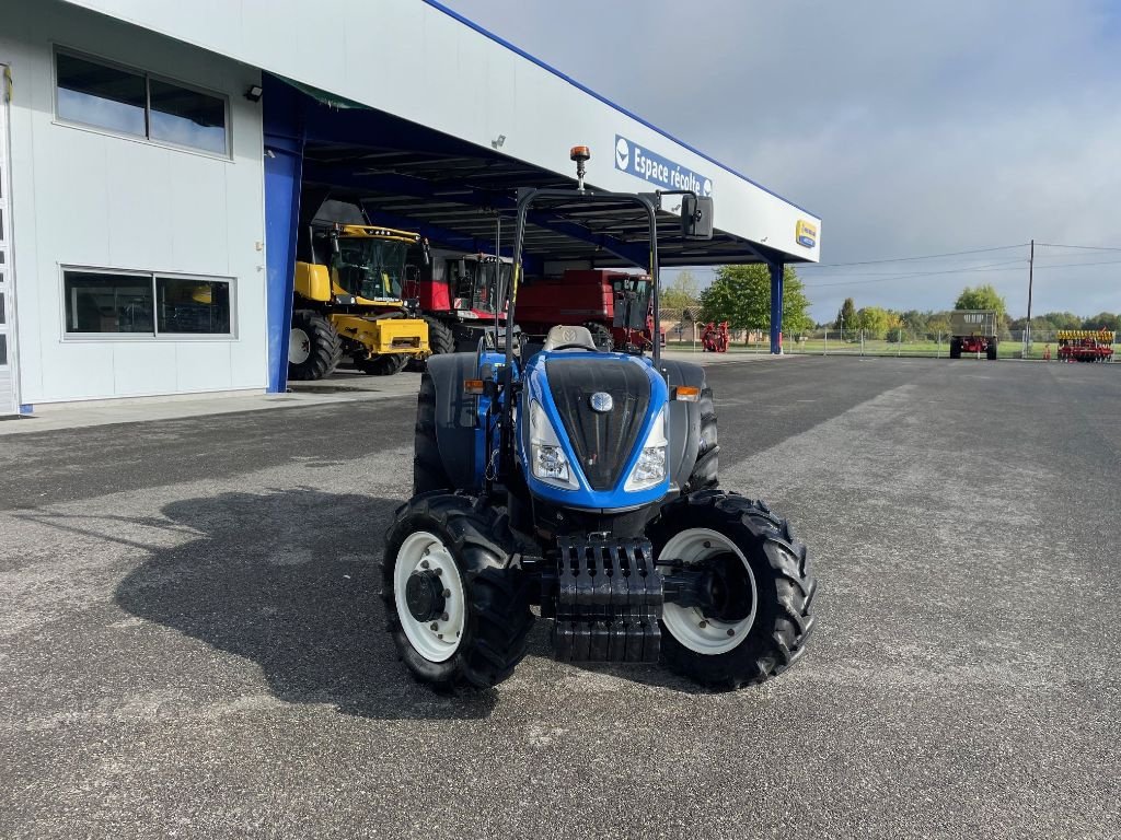 Schmalspurtraktor Türe ait New Holland T 4.100LP, Gebrauchtmaschine içinde Montauban (resim 2)