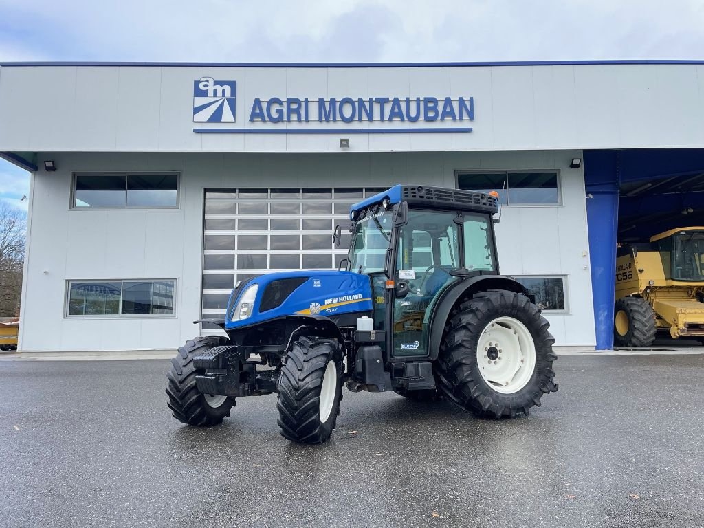 Schmalspurtraktor des Typs New Holland T 4.110 F, Gebrauchtmaschine in Montauban (Bild 1)