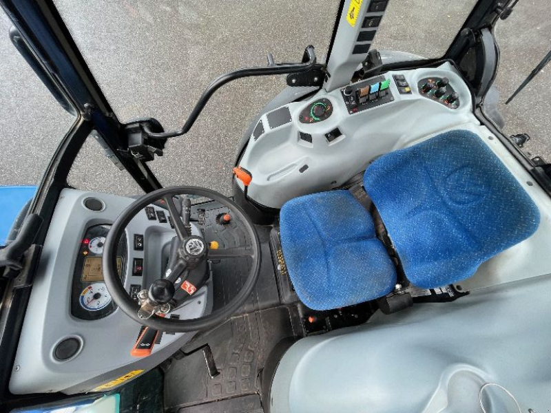 Schmalspurtraktor des Typs New Holland T 4.110 F, Gebrauchtmaschine in Montauban (Bild 9)