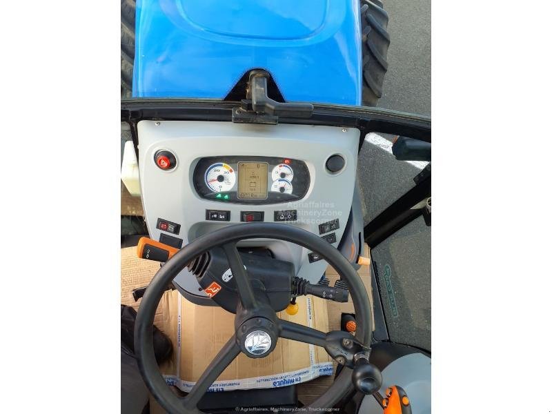 Schmalspurtraktor typu New Holland T4-100F, Gebrauchtmaschine v ANTIGNY (Obrázek 4)