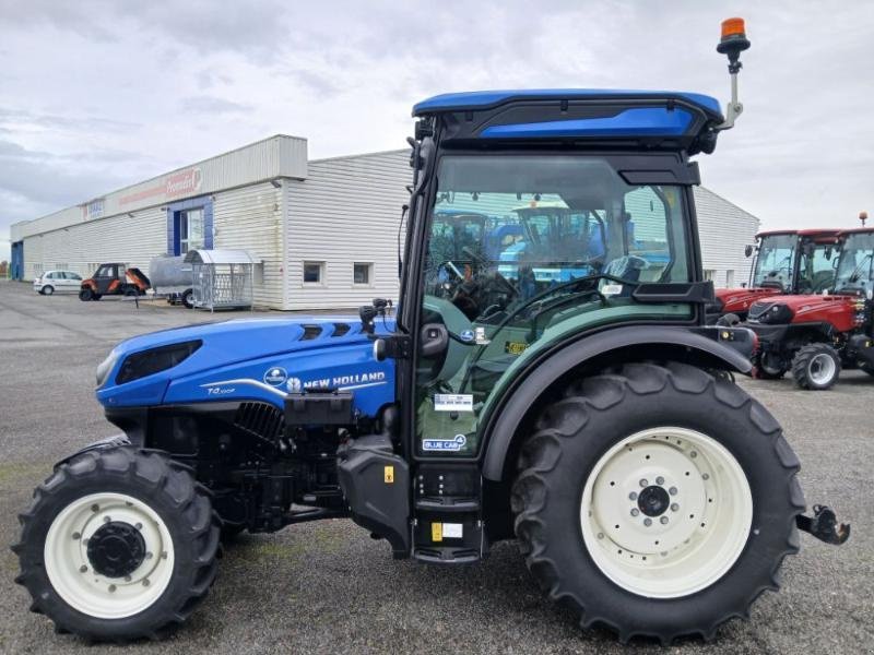 Schmalspurtraktor des Typs New Holland T4-100F, Gebrauchtmaschine in ANTIGNY (Bild 9)