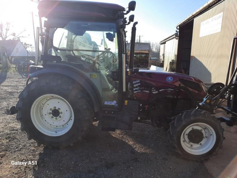 Schmalspurtraktor typu New Holland T4-100F, Gebrauchtmaschine w ANTIGNY (Zdjęcie 2)