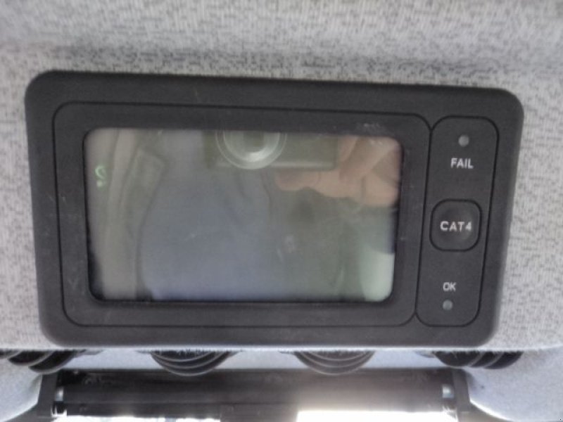 Schmalspurtraktor typu New Holland T4 - 110 N, Gebrauchtmaschine v MOULLE (Obrázek 8)