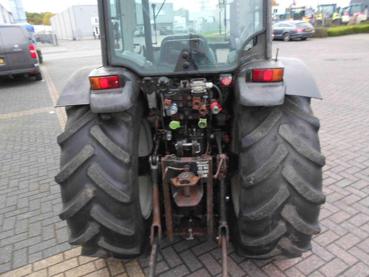 Schmalspurtraktor Türe ait New Holland t4050n, Gebrauchtmaschine içinde Oirschot (resim 4)