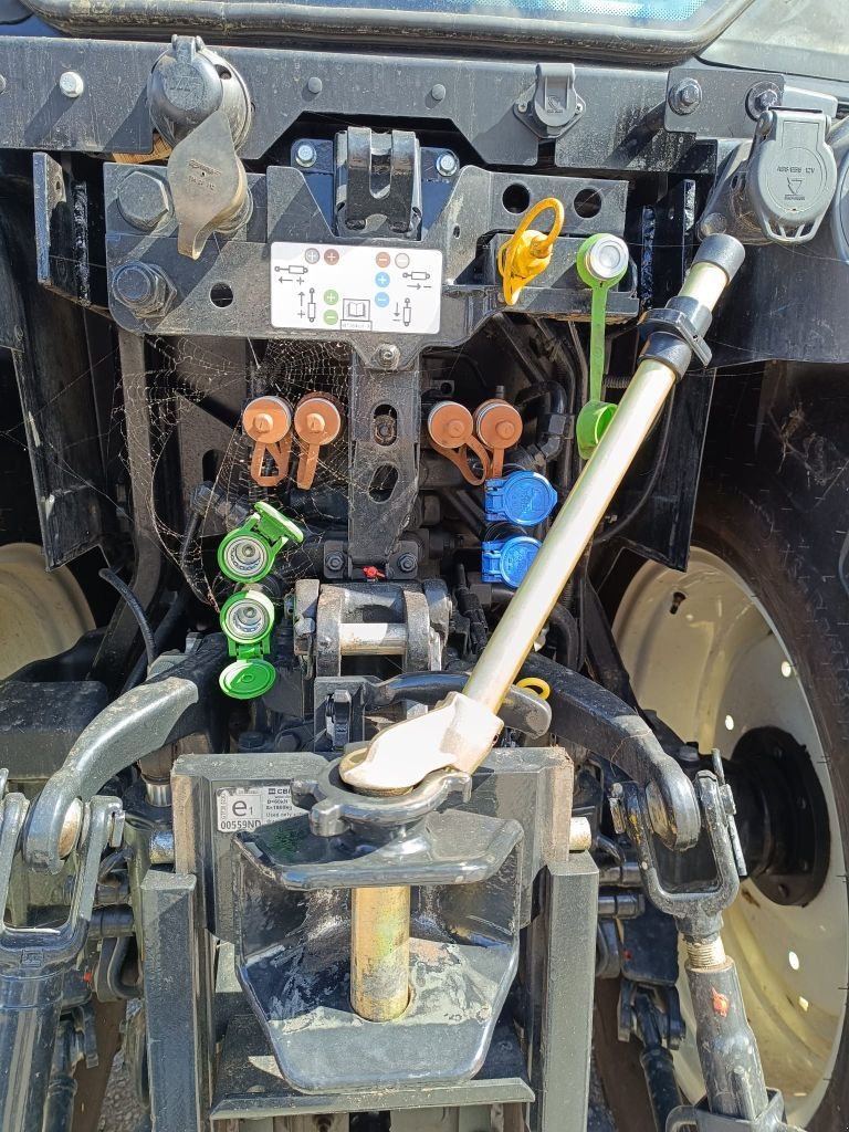 Schmalspurtraktor typu New Holland T4.100 F, Gebrauchtmaschine v Chauvoncourt (Obrázek 8)