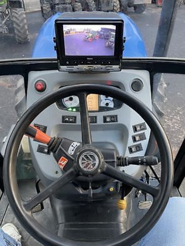 Schmalspurtraktor des Typs New Holland T4.100F, Gebrauchtmaschine in Carcassonne (Bild 8)