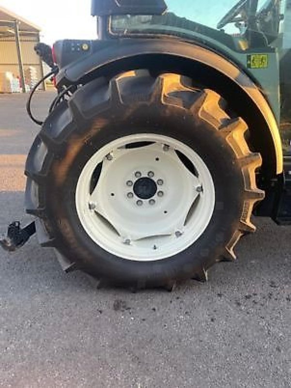 Schmalspurtraktor typu New Holland T4.100F, Gebrauchtmaschine v Carcassonne (Obrázek 3)