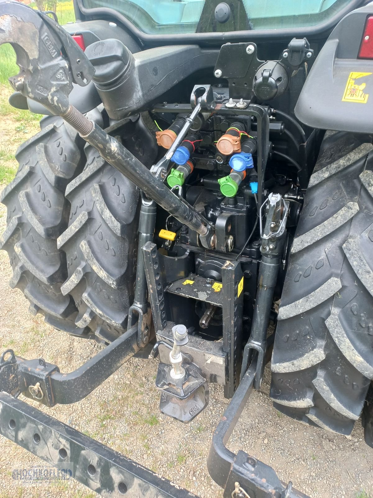 Schmalspurtraktor des Typs New Holland T4.80 V, Gebrauchtmaschine in Wies (Bild 4)