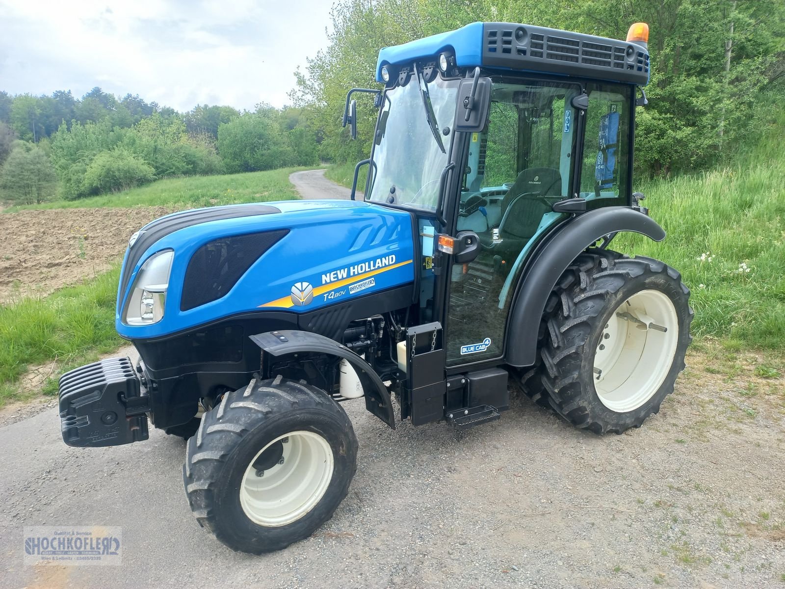 Schmalspurtraktor des Typs New Holland T4.80 V, Gebrauchtmaschine in Wies (Bild 1)