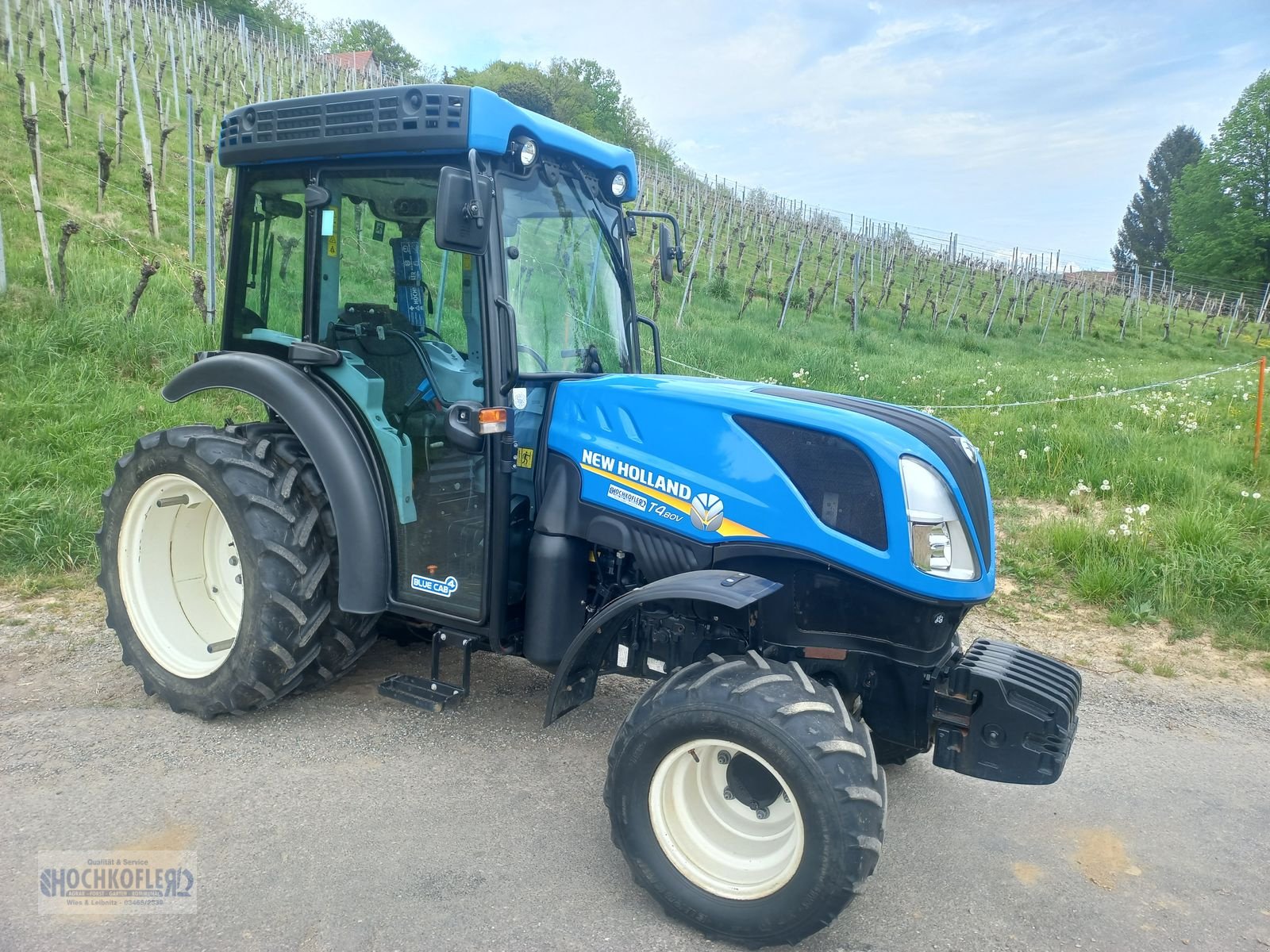 Schmalspurtraktor des Typs New Holland T4.80 V, Gebrauchtmaschine in Wies (Bild 2)