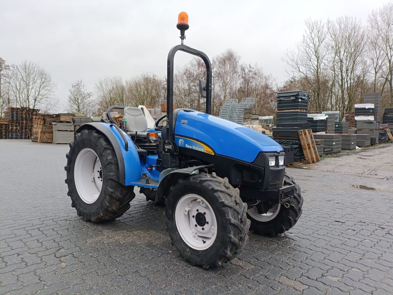 Schmalspurtraktor tipa New Holland TCE50, Gebrauchtmaschine u Kamperveen (Slika 4)