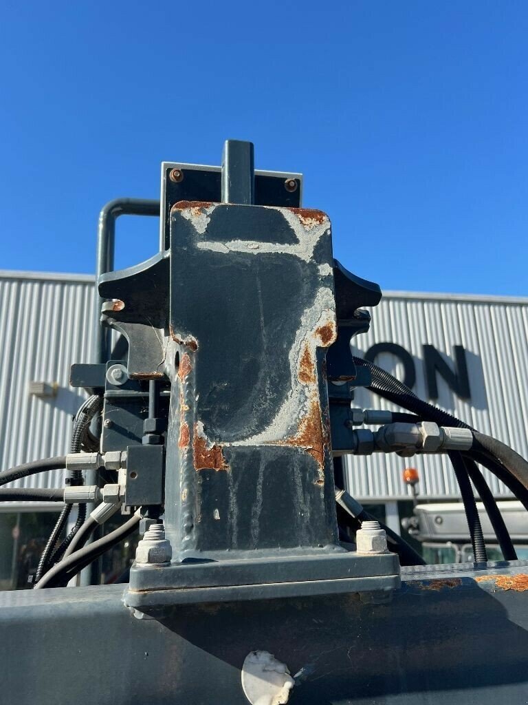 Schmalspurtraktor от тип Pellenc 1 RANG + 2 1/2 RANGS, Gebrauchtmaschine в SAINT ANDIOL (Снимка 5)