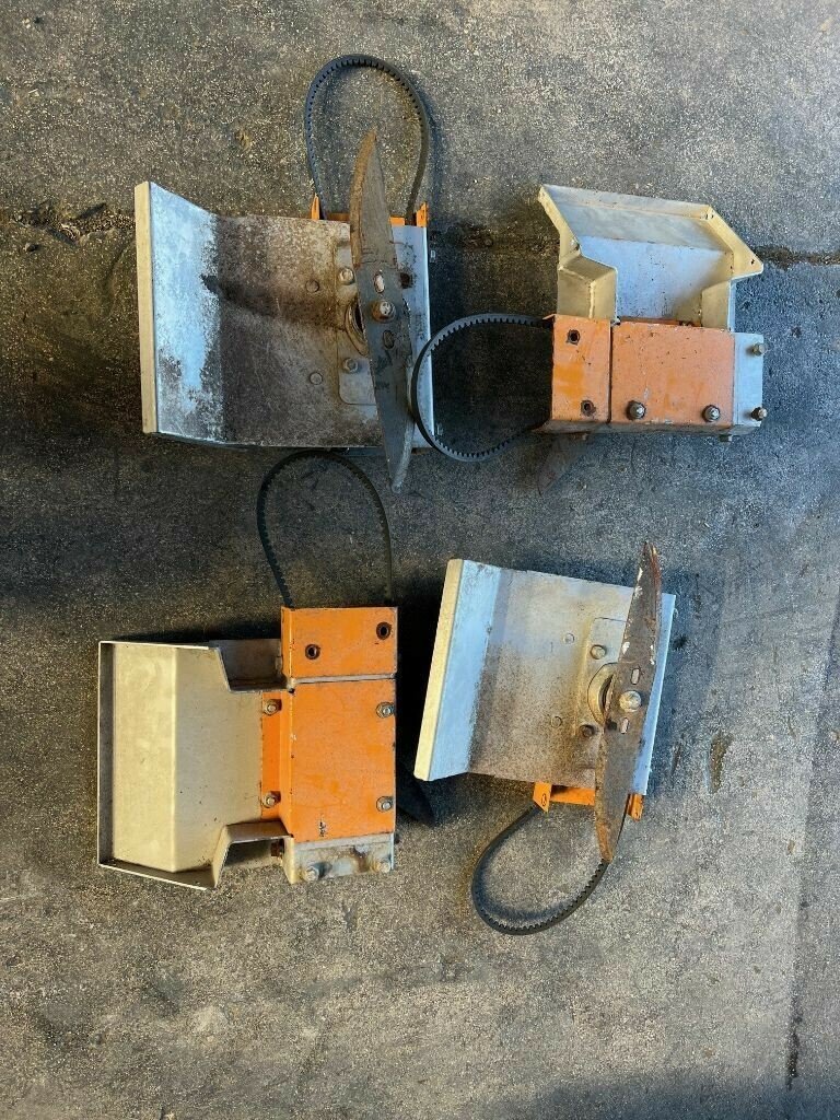 Schmalspurtraktor от тип Pellenc 1 RANG + 2 1/2 RANGS, Gebrauchtmaschine в SAINT ANDIOL (Снимка 10)