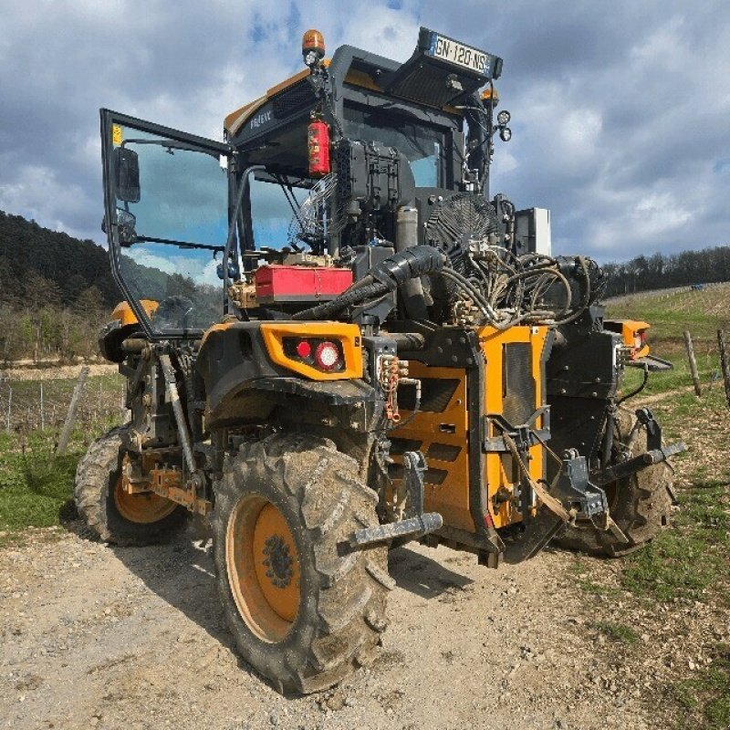 Schmalspurtraktor typu Pellenc ENJAMBEUR 240, Gebrauchtmaschine v Charnay-lès-macon (Obrázek 4)
