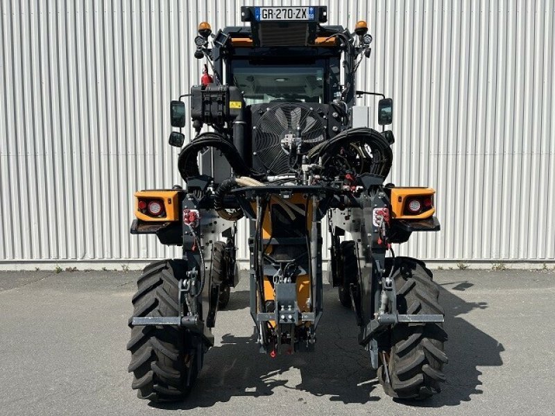 Schmalspurtraktor des Typs Pellenc PORTEUR OPTIMUM 240, Gebrauchtmaschine in CHATEAU GAILLARD (Bild 5)