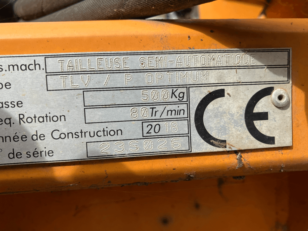 Schmalspurtraktor des Typs Pellenc PRETAILLEUSE POUR OPTIMUM, Gebrauchtmaschine in SAINT ANDIOL (Bild 7)