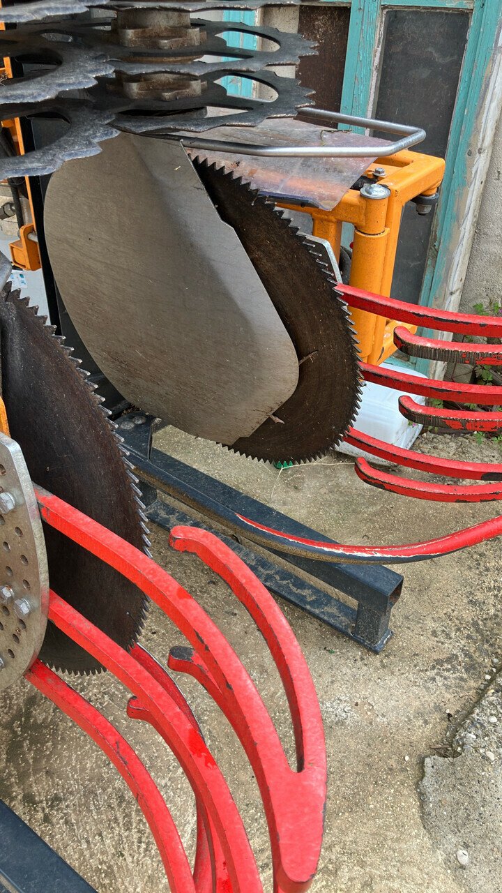 Schmalspurtraktor des Typs Pellenc TAILLEUSE POUR PORTEUR, Gebrauchtmaschine in SAINT ANDIOL (Bild 6)