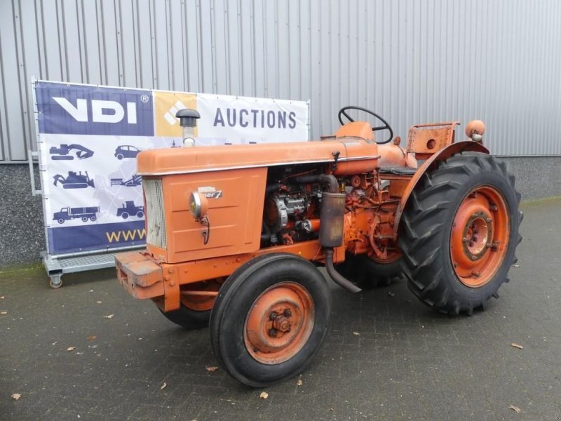 Schmalspurtraktor от тип Renault Super 7, Gebrauchtmaschine в Deurne (Снимка 1)