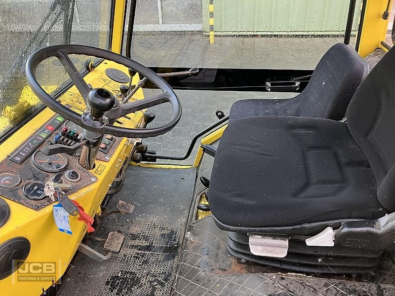 Schmalspurtraktor des Typs Schanzlin 304, Gebrauchtmaschine in Frechen (Bild 12)