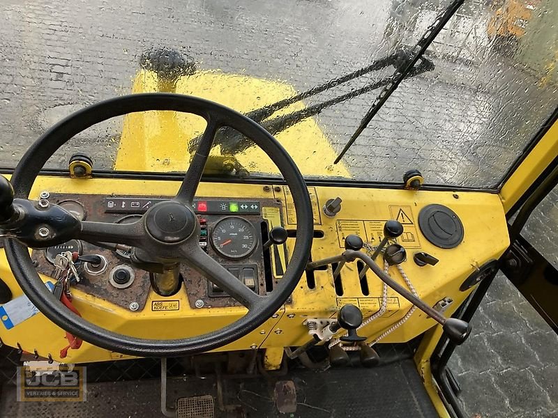 Schmalspurtraktor des Typs Schanzlin 304, Gebrauchtmaschine in Frechen (Bild 13)