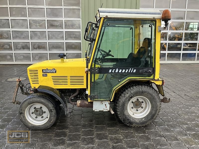 Schmalspurtraktor des Typs Schanzlin 304, Gebrauchtmaschine in Frechen (Bild 2)