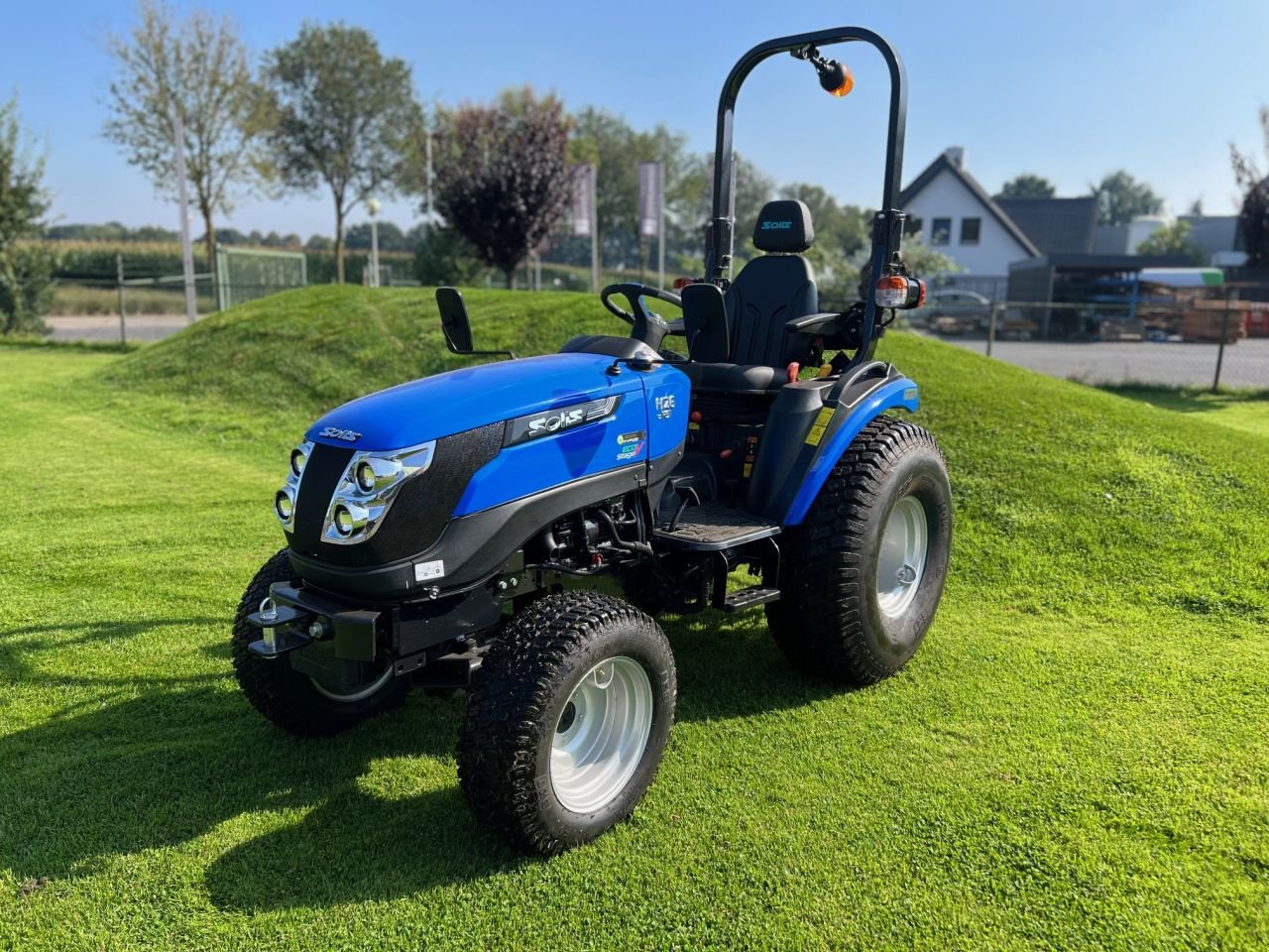 Schmalspurtraktor типа Solis H26, Neumaschine в MARIAHOUT (Фотография 6)