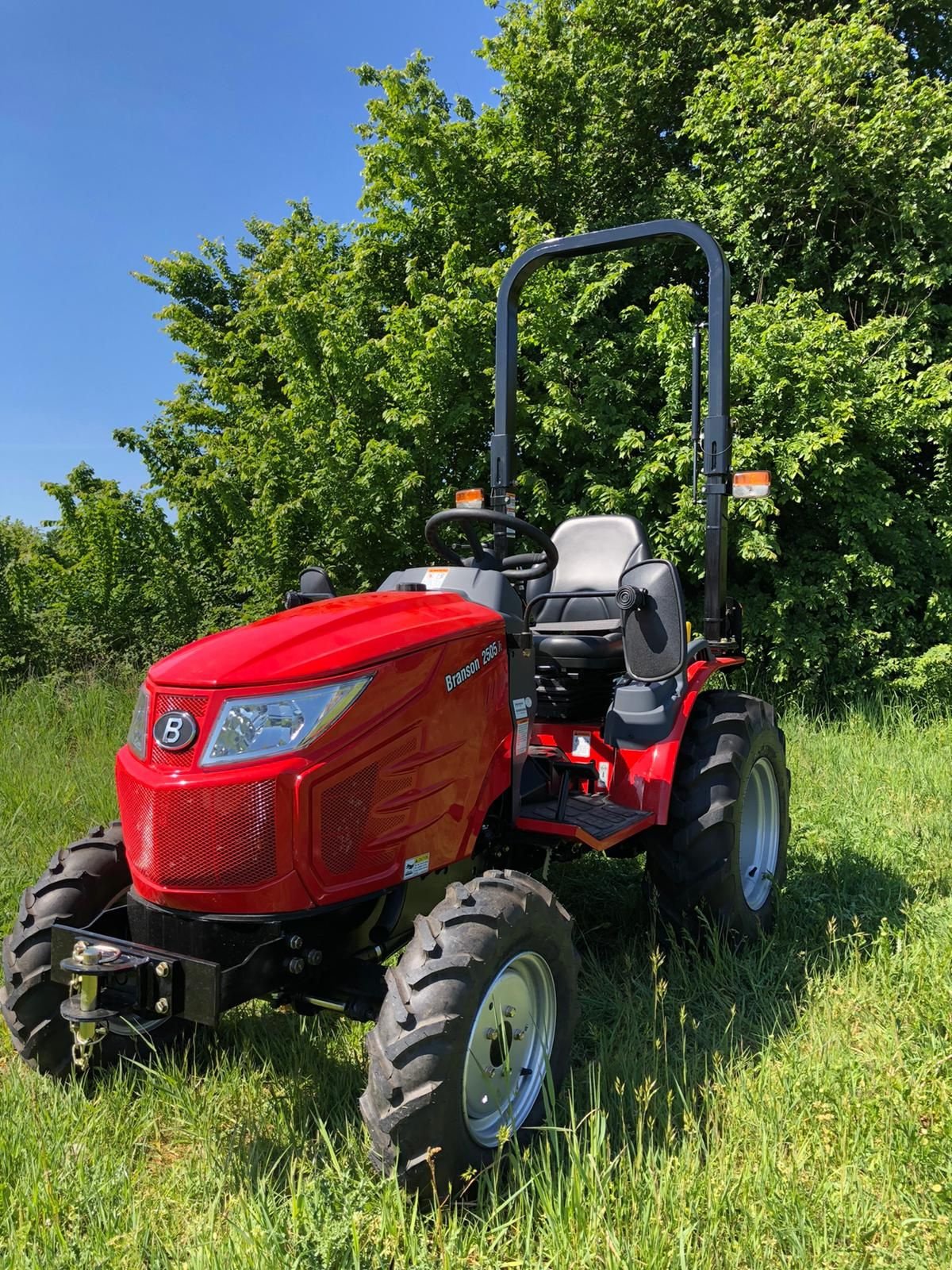 Schmalspurtraktor typu Sonstige Branson TYM 2505H, Neumaschine v Goor (Obrázek 4)