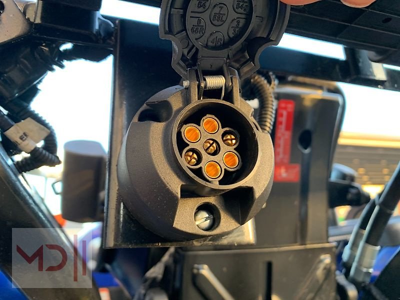 Schmalspurtraktor des Typs Sonstige FARMTRAC 26 MIT RASENBEREIFUNG, Neumaschine in Zeven (Bild 17)