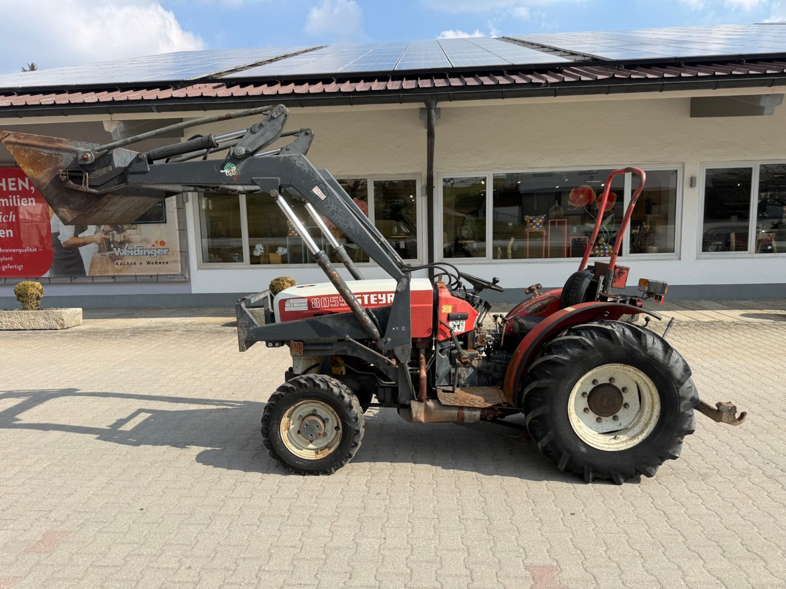Schmalspurtraktor du type Steyr 8055 A, Gebrauchtmaschine en Neureichenau (Photo 2)