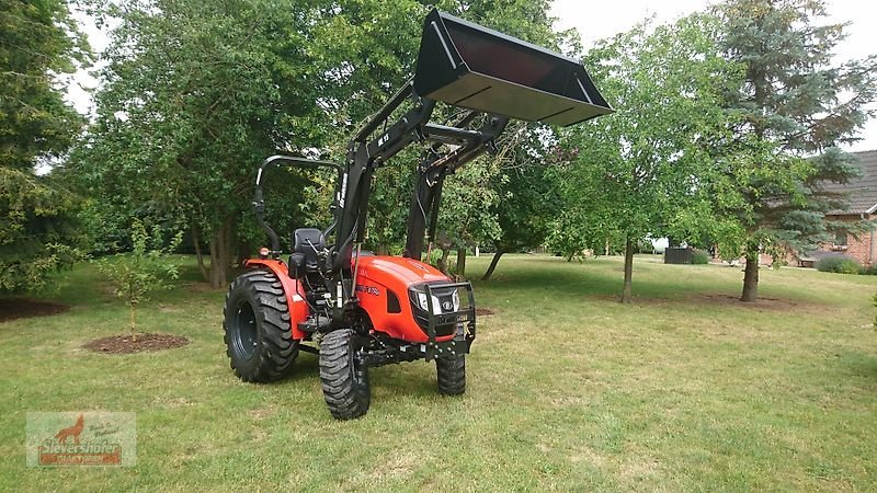 Schmalspurtraktor des Typs TYM F50RH, Neumaschine in Grischow (Bild 5)