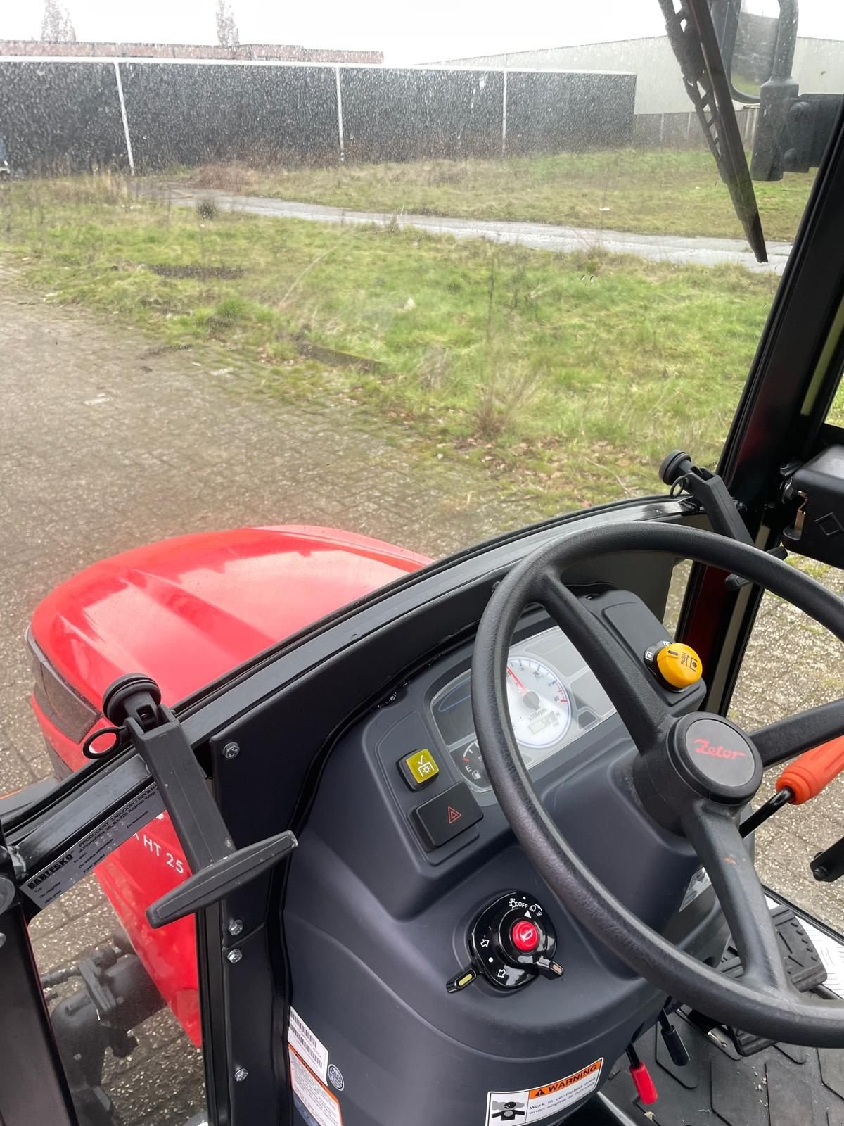 Schmalspurtraktor des Typs Zetor Compax HT 25, Neumaschine in Goor (Bild 7)