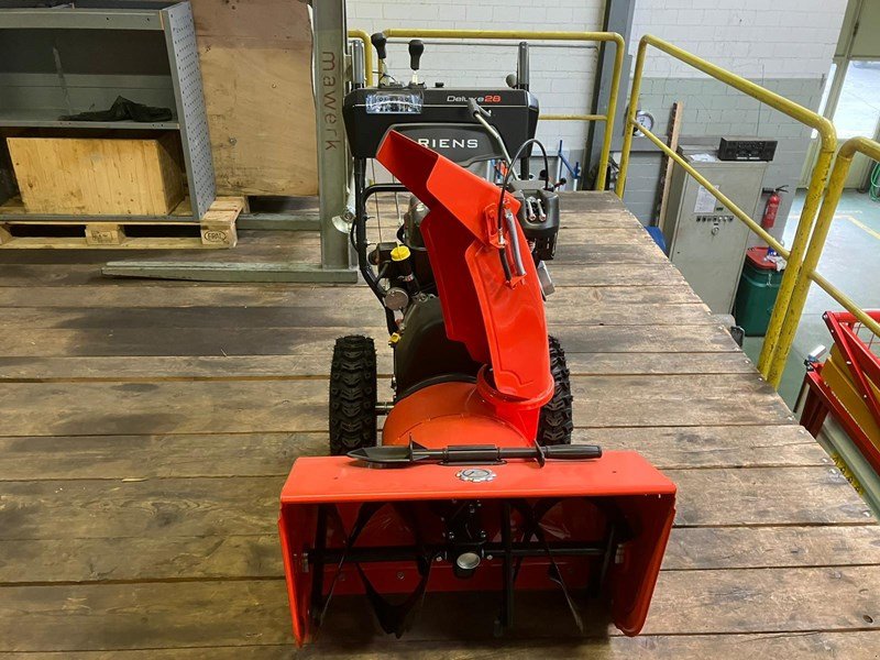 Schneefräse tip Ariens ST 28 Deluxe, Vorführmaschine in Landquart (Poză 2)