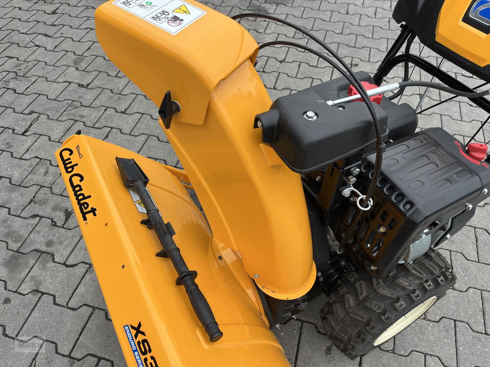 Schneefräse van het type Cub Cadet Schneefräse XS3-71 SWE, Gebrauchtmaschine in Burgkirchen (Foto 13)