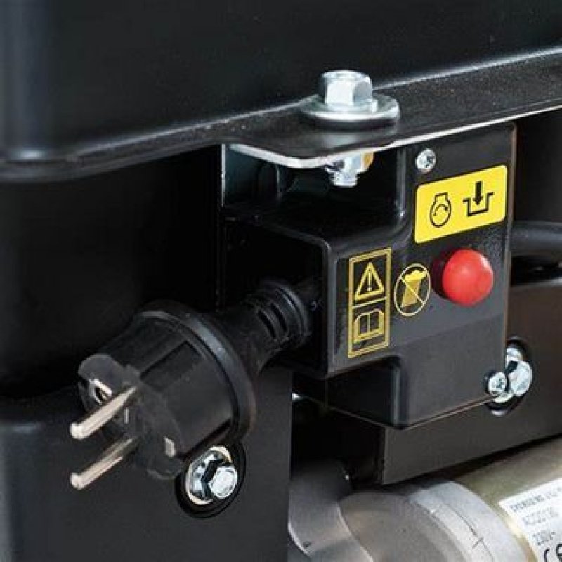 Schneefräse of the type Cub Cadet XS3 76 TDE, Gebrauchtmaschine in NATTERNBACH (Picture 3)