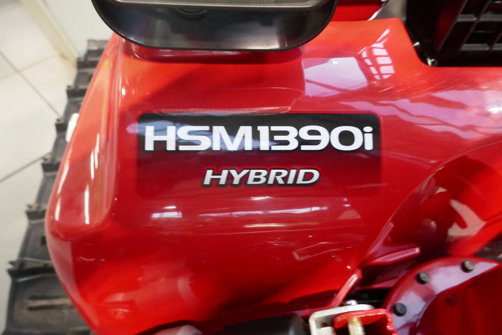 Schneefräse des Typs Honda HSM 1390i TDR, Gebrauchtmaschine in Villach (Bild 4)