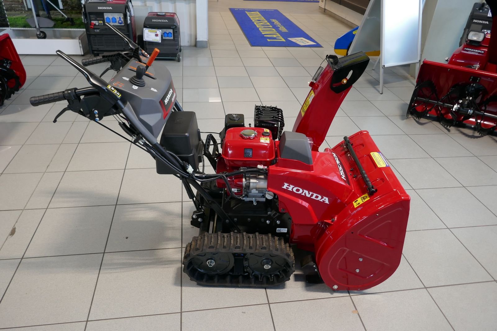 Schneefräse des Typs Honda HSS 760A TD, Gebrauchtmaschine in Villach (Bild 1)