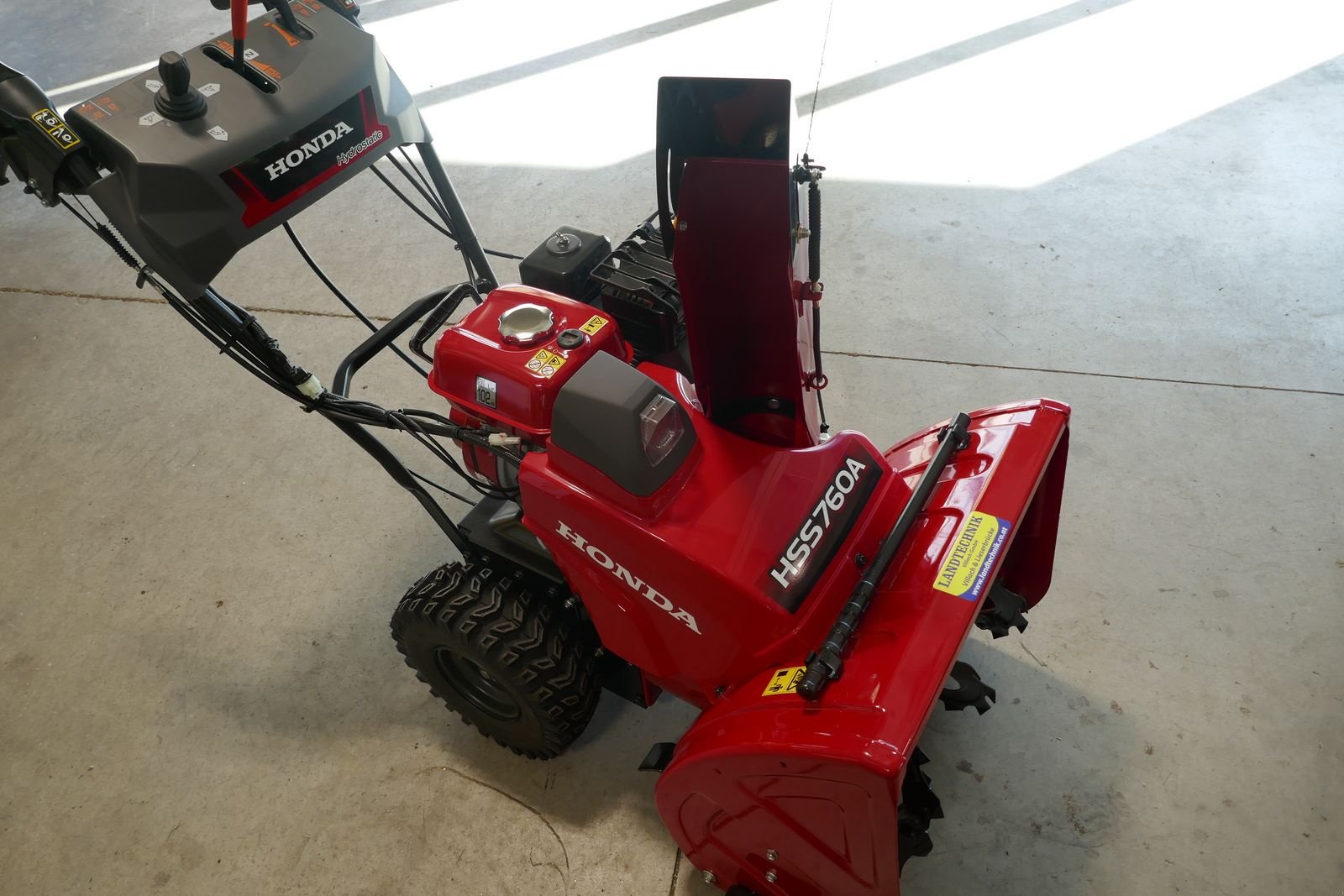 Schneefräse des Typs Honda HSS 760A W, Gebrauchtmaschine in Villach (Bild 4)