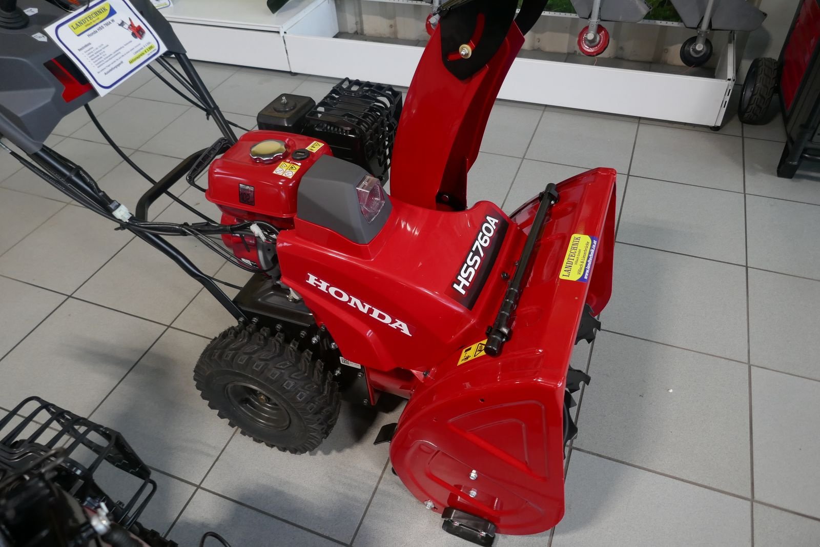 Schneefräse des Typs Honda HSS 760A W, Gebrauchtmaschine in Villach (Bild 3)