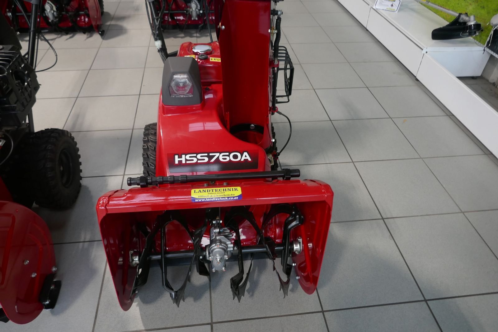 Schneefräse des Typs Honda HSS 760A W, Gebrauchtmaschine in Villach (Bild 2)