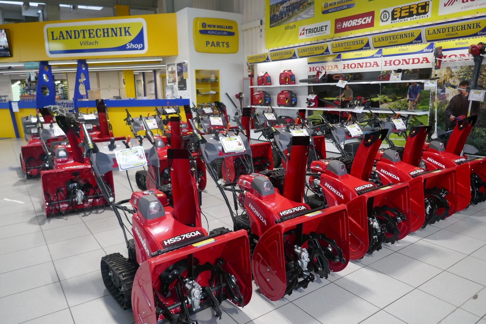 Schneefräse des Typs Honda HSS 760A W, Gebrauchtmaschine in Villach (Bild 11)