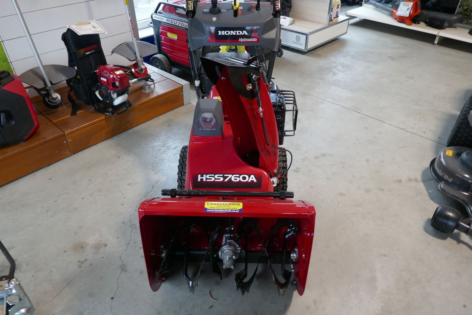 Schneefräse of the type Honda HSS 760A WD, Gebrauchtmaschine in Villach (Picture 3)