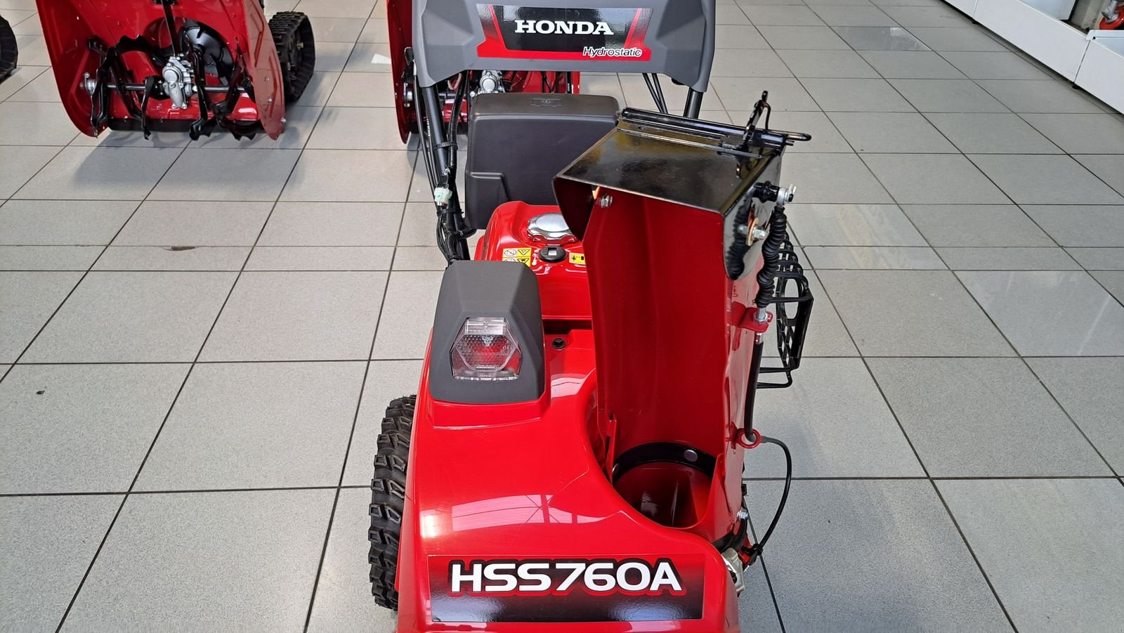 Schneefräse des Typs Honda HSS 760A WD, Gebrauchtmaschine in Villach (Bild 10)