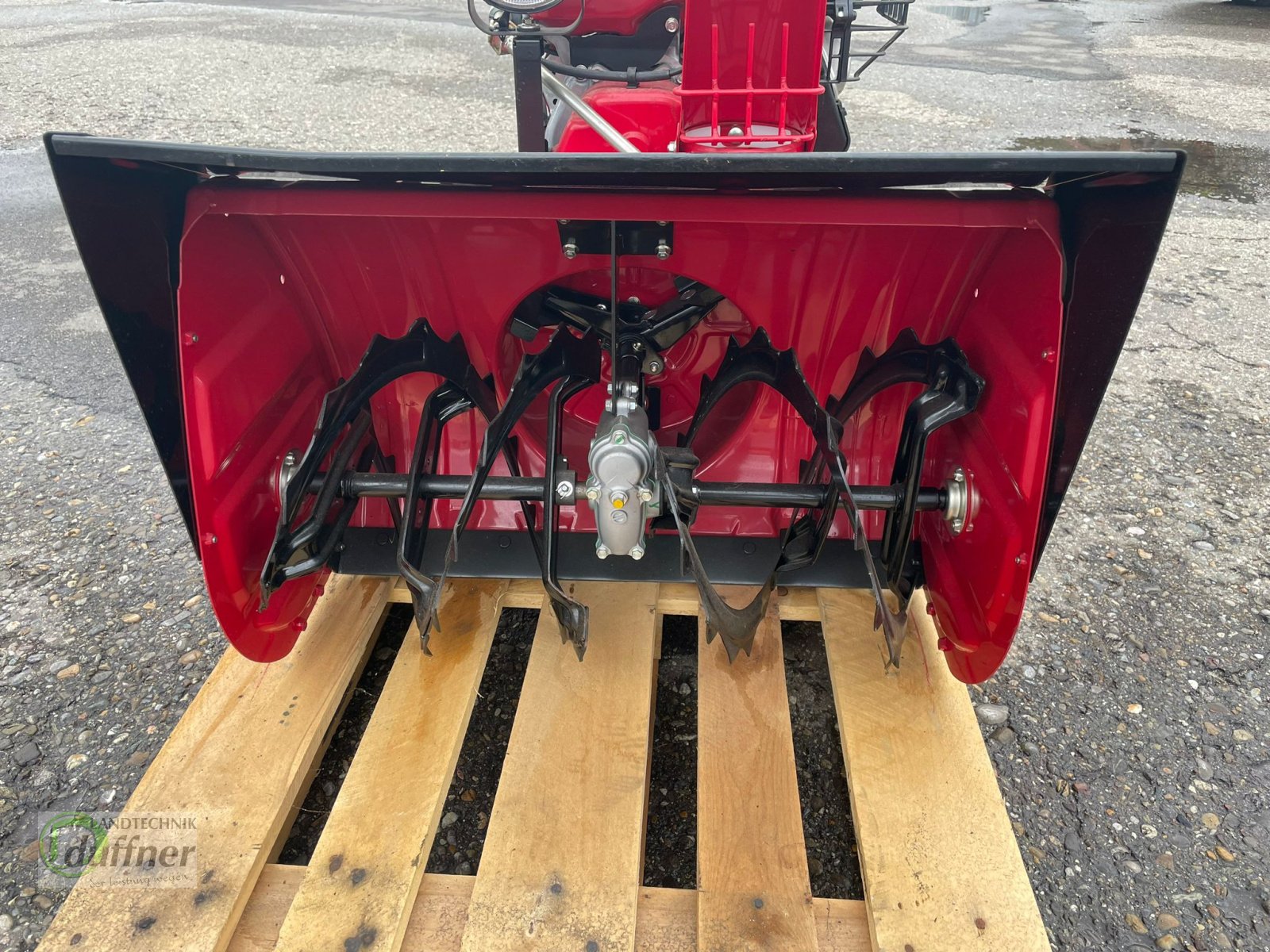 Schneefräse of the type Honda HSS 970, Gebrauchtmaschine in Münsingen (Picture 3)