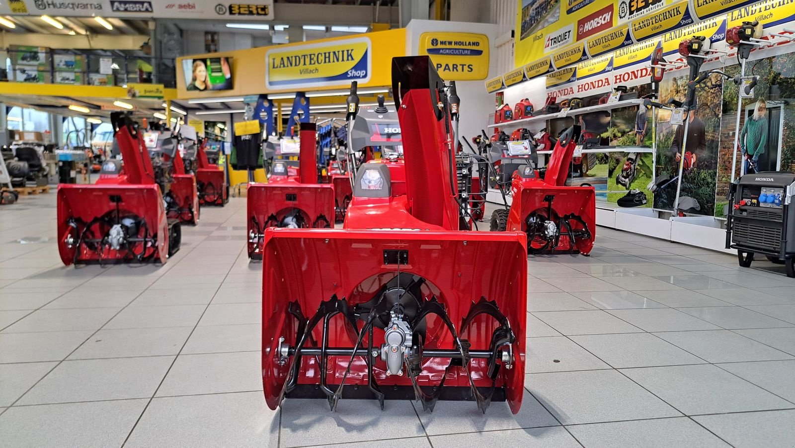 Schneefräse a típus Honda HSS 970A T, Gebrauchtmaschine ekkor: Villach (Kép 2)