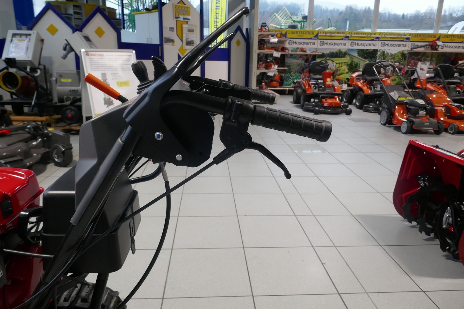 Schneefräse typu Honda HSS 970A TD, Gebrauchtmaschine v Villach (Obrázek 10)