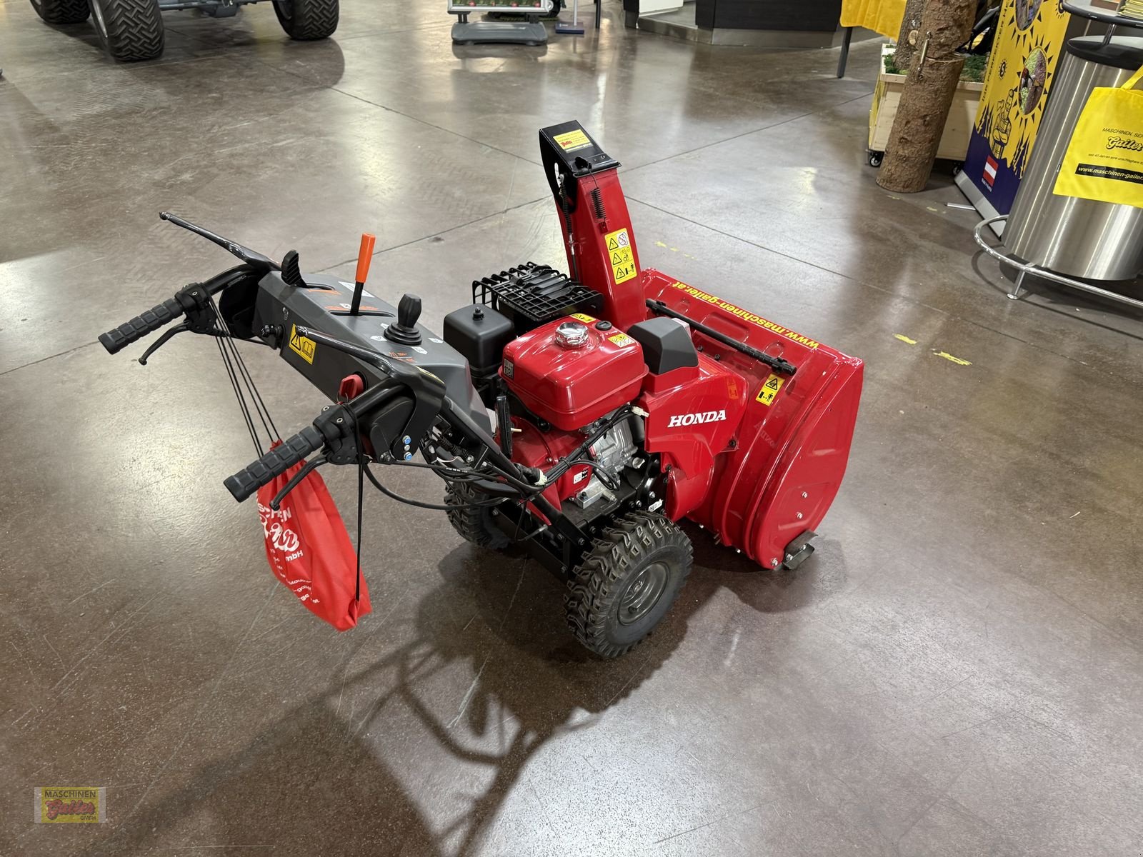 Schneefräse des Typs Honda HSS 970A W Schneefräse, Vorführmaschine in Kötschach (Bild 2)