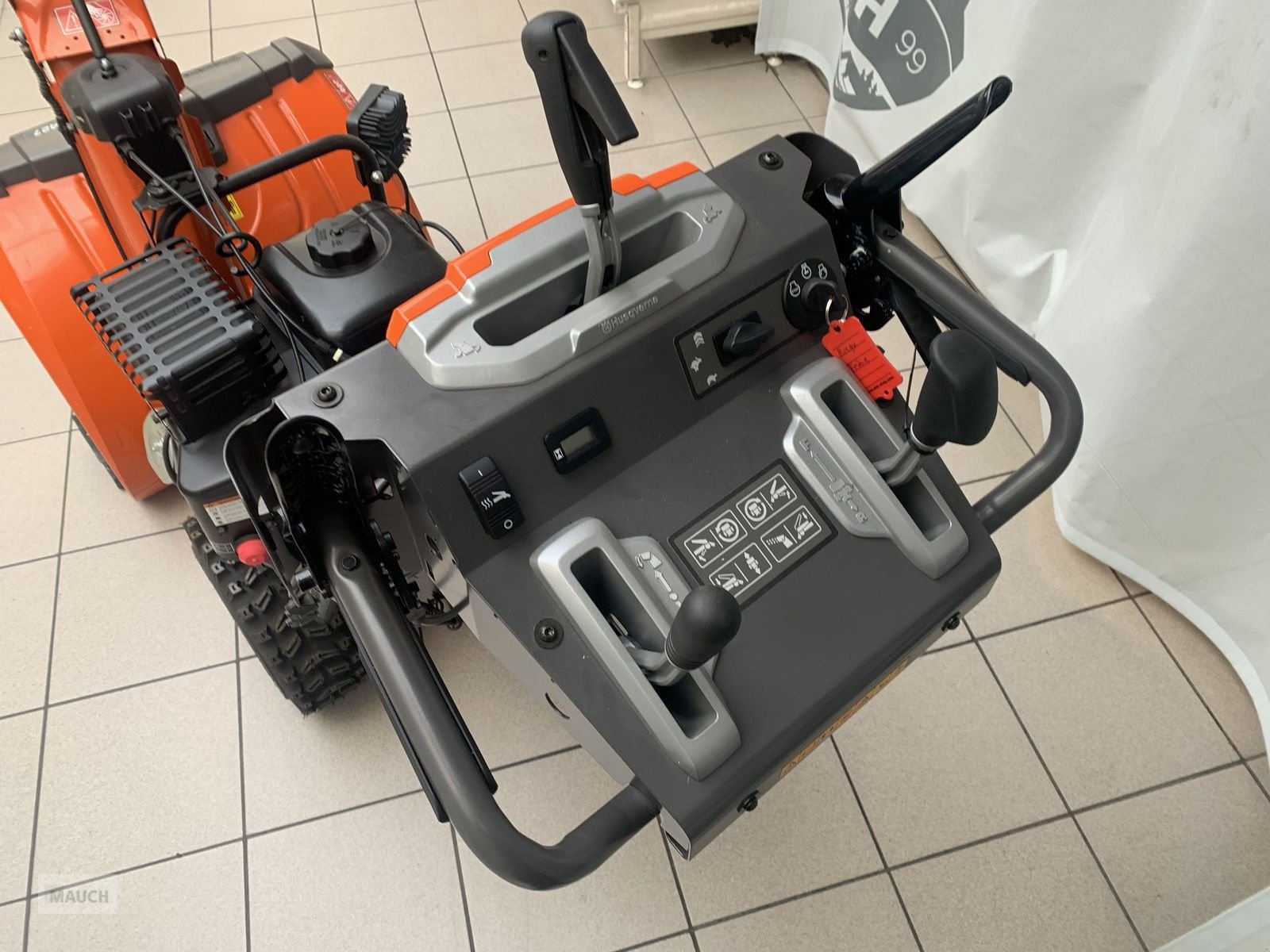 Schneefräse Türe ait Husqvarna Schneefräse ST 427, Gebrauchtmaschine içinde Eben (resim 11)